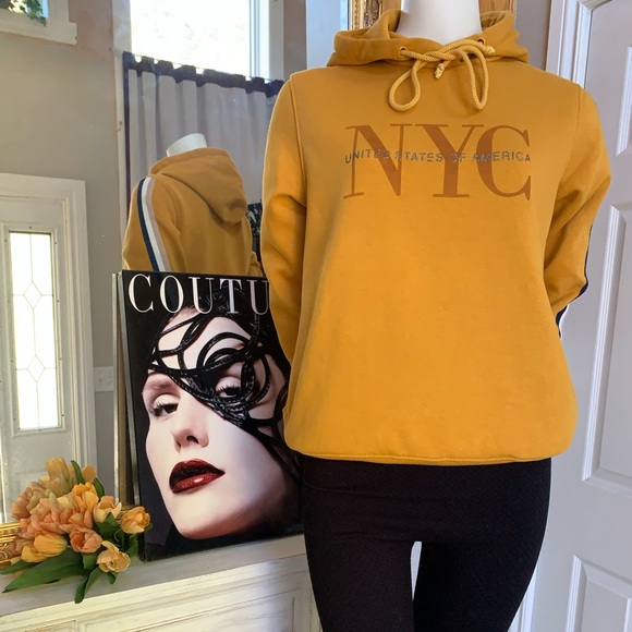 MADAME , Hoodie!! - Picture 1 of 16